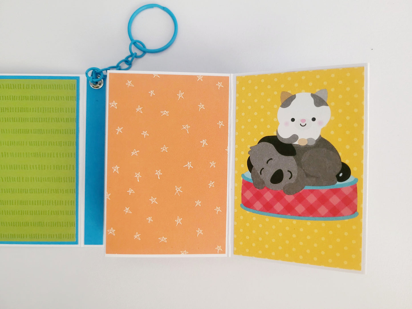 Handmade Photo Album Keyring - Dog