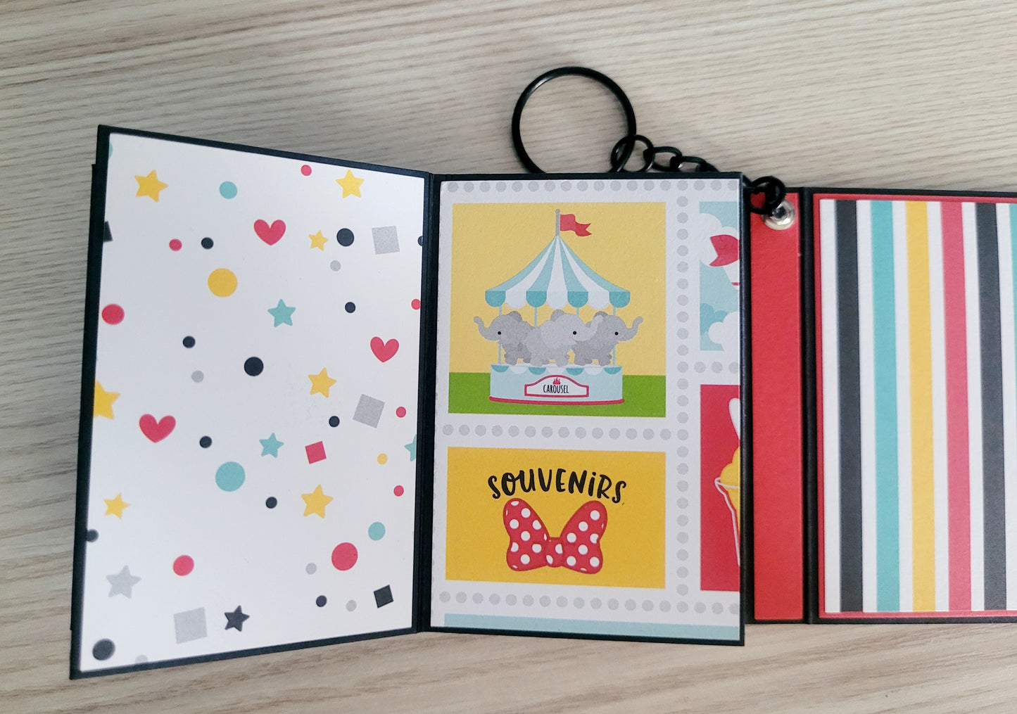 Handmade Photo Album Keyring - Magical Holiday