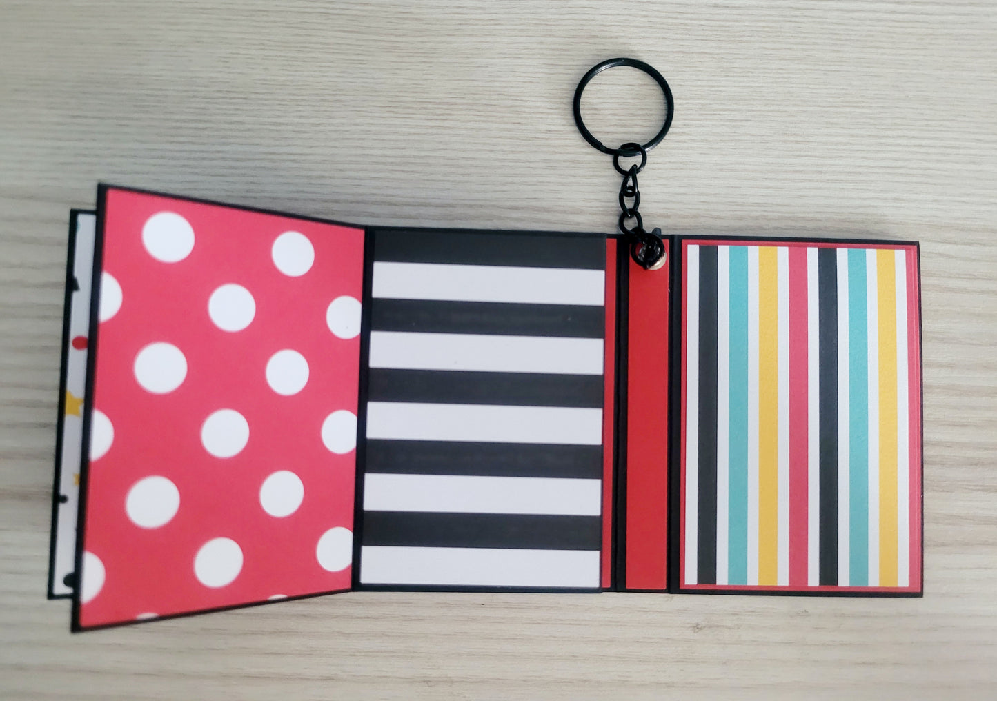 Handmade Photo Album Keyring - Magical Holiday